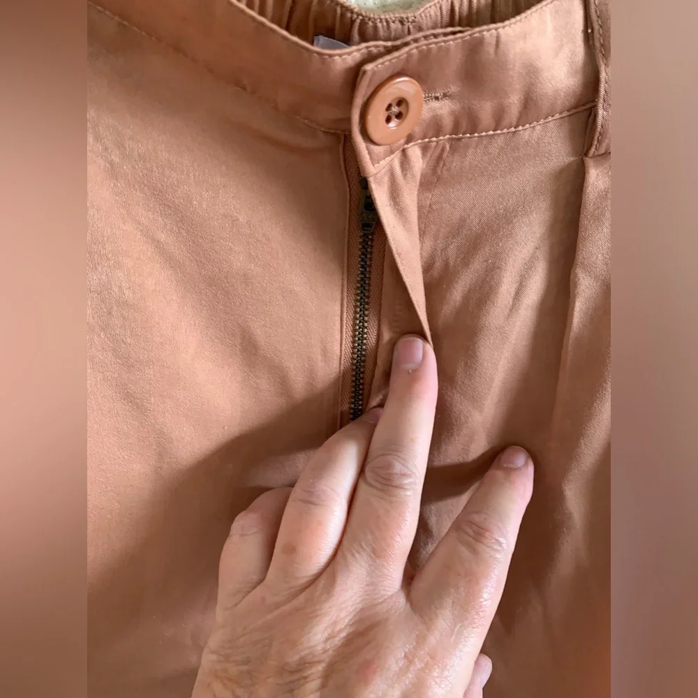 Satin Sheen Cargo Pants With Elastic/Tie Cuffs 🌴 - Picture 7 of 13